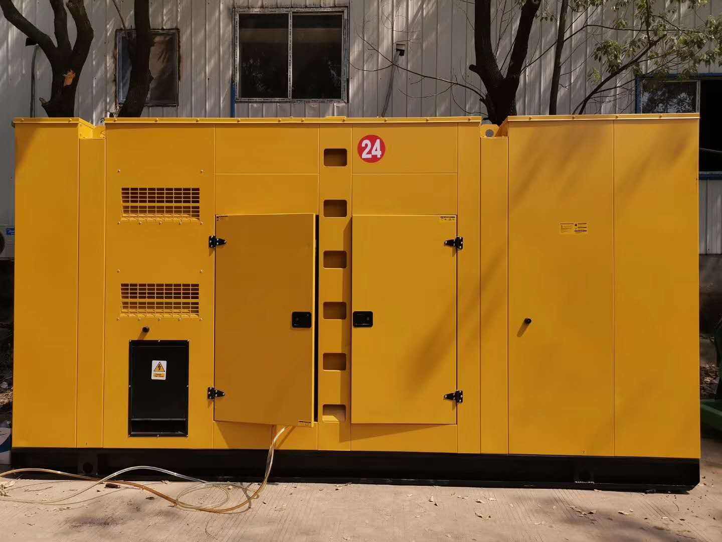 清新租赁发电机-国产柴油发电机油耗的奥秘