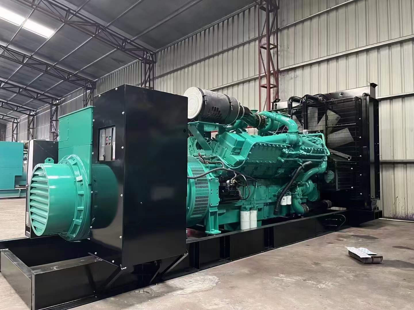 清新如何降低 800kW 柴油发电机输出电流的波动？