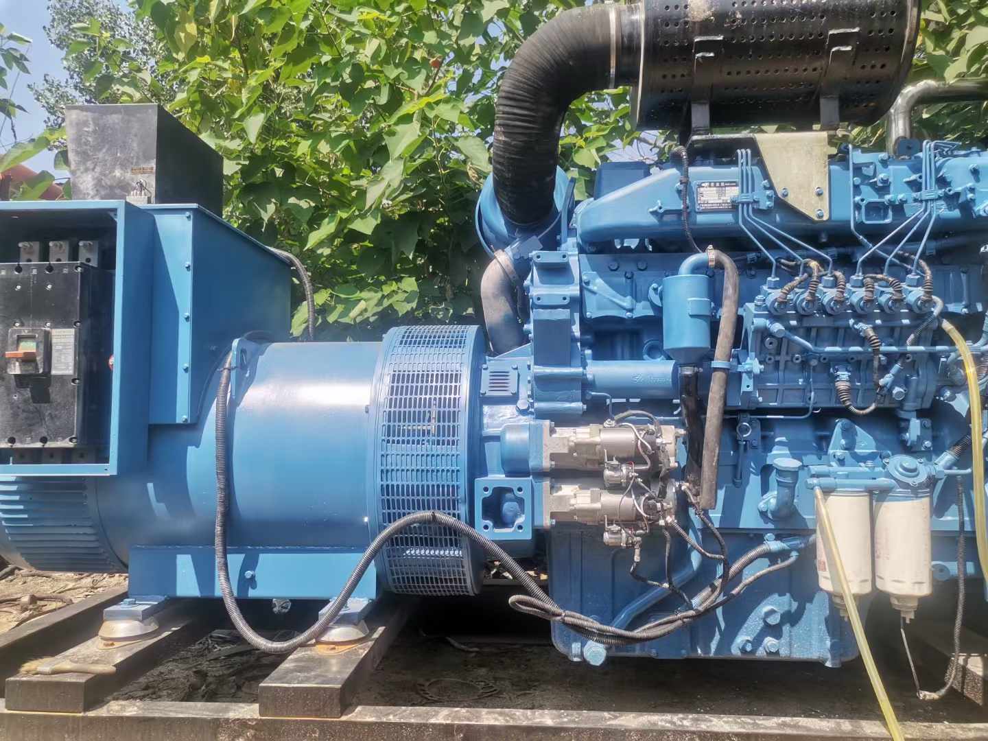 清新详细说明降低 800kW 柴油发电机输出电流波动的方法