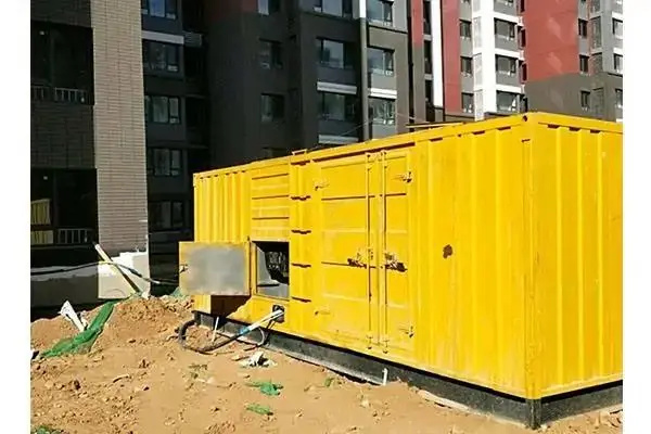 清新发电机租赁中燃油压力过低会对发动机的哪些部件造成损坏？