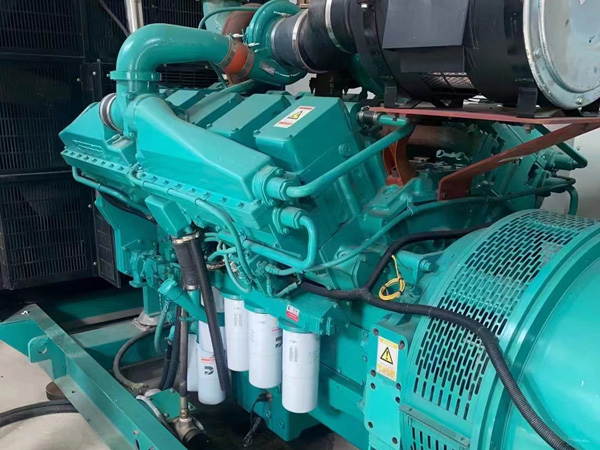 清新更换100kW柴油发电机组机油时,需要注意哪些事项?