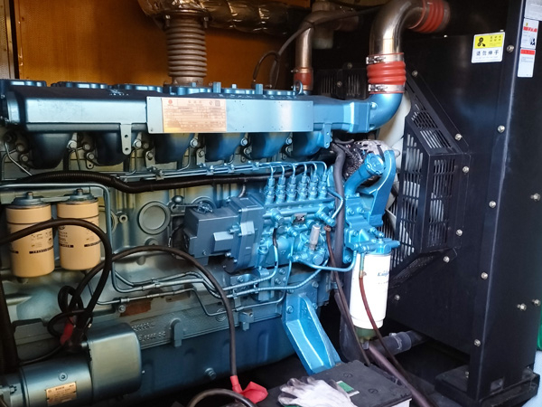 清新磷酸铁锂蓄电池的使用寿命与哪些因素有关？