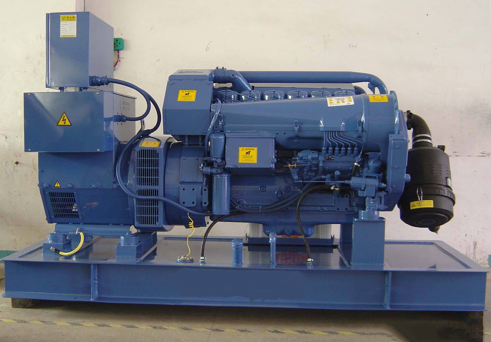 清新汽油发电机组冬季启动前，电瓶需要做哪些检查和维护？